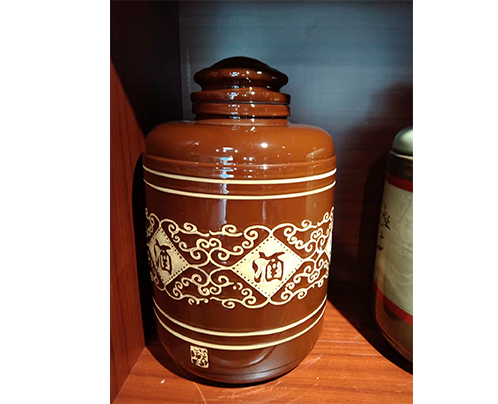 細陶酒瓶